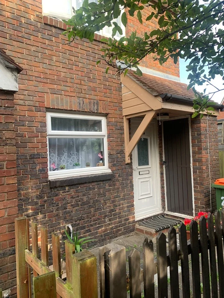 House Giralda Close in Greater London