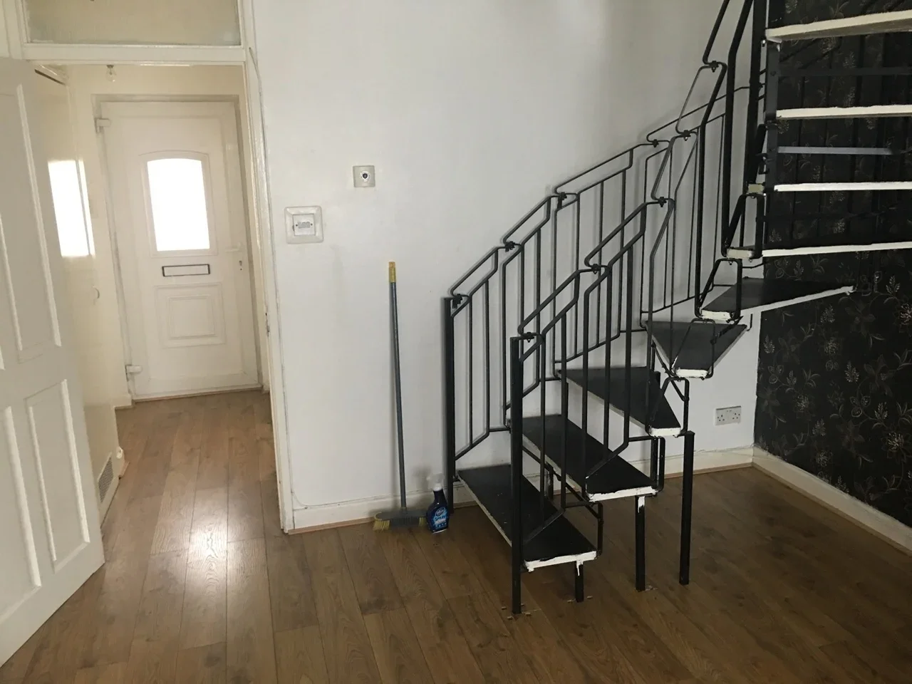 House Giralda Close in Greater London