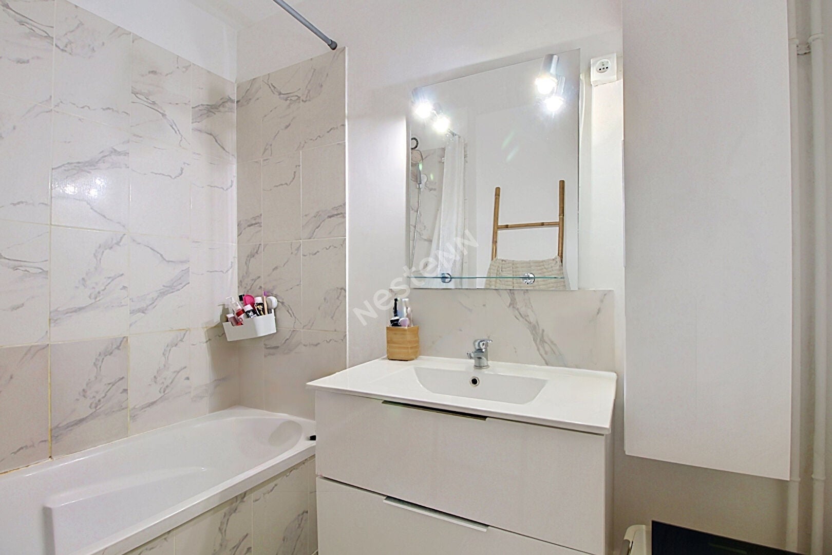 Appartement Place de Provence à Vitrolles