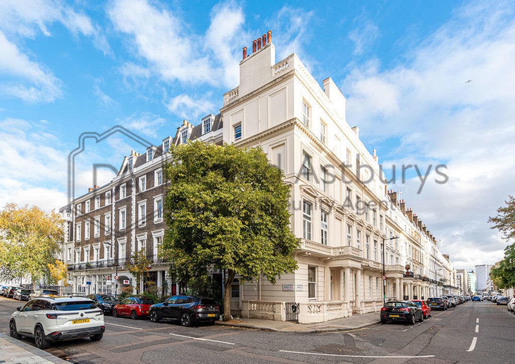 Flat Cleveland Square in City of Westminster