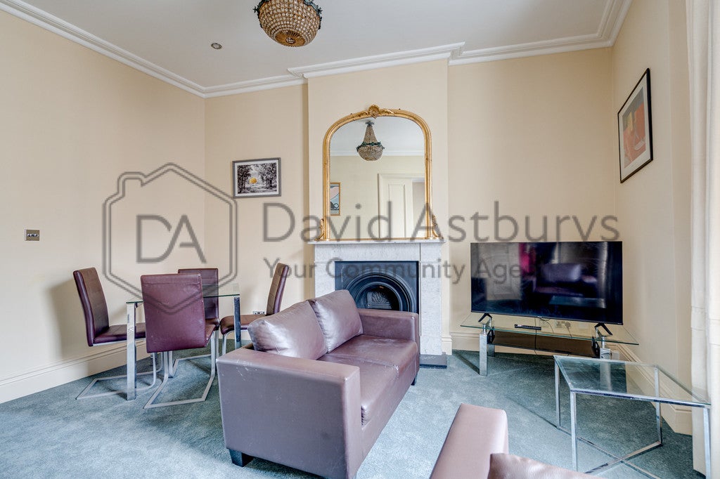 Flat Cleveland Square in City of Westminster