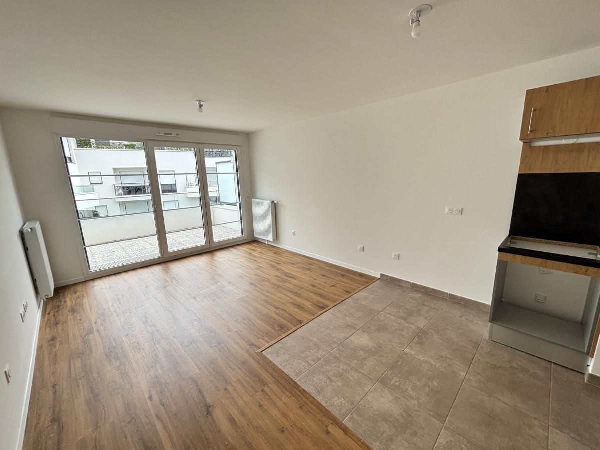 Flat Allée Françoise Héritier in Colombes