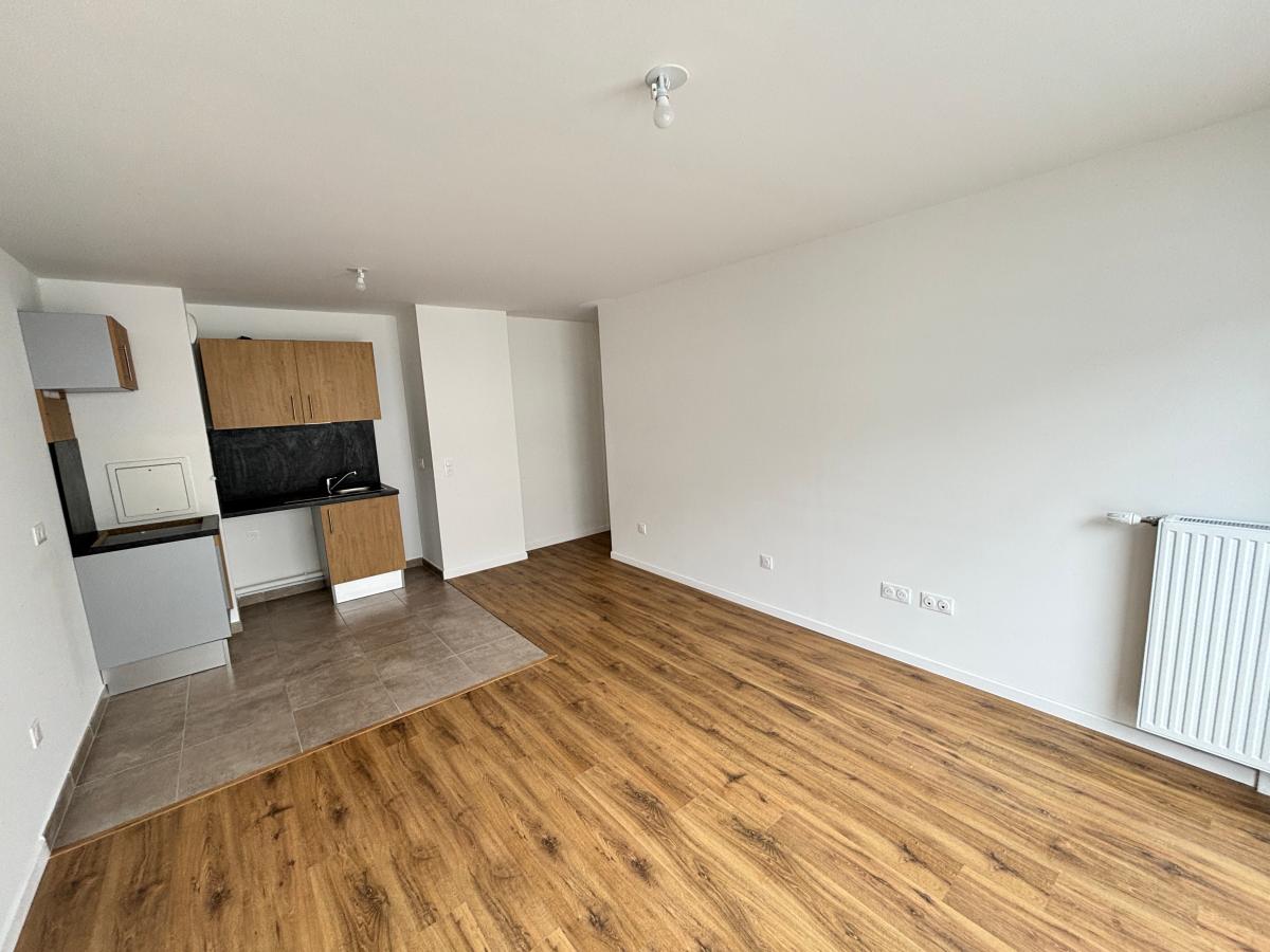 Flat Allée Françoise Héritier in Colombes