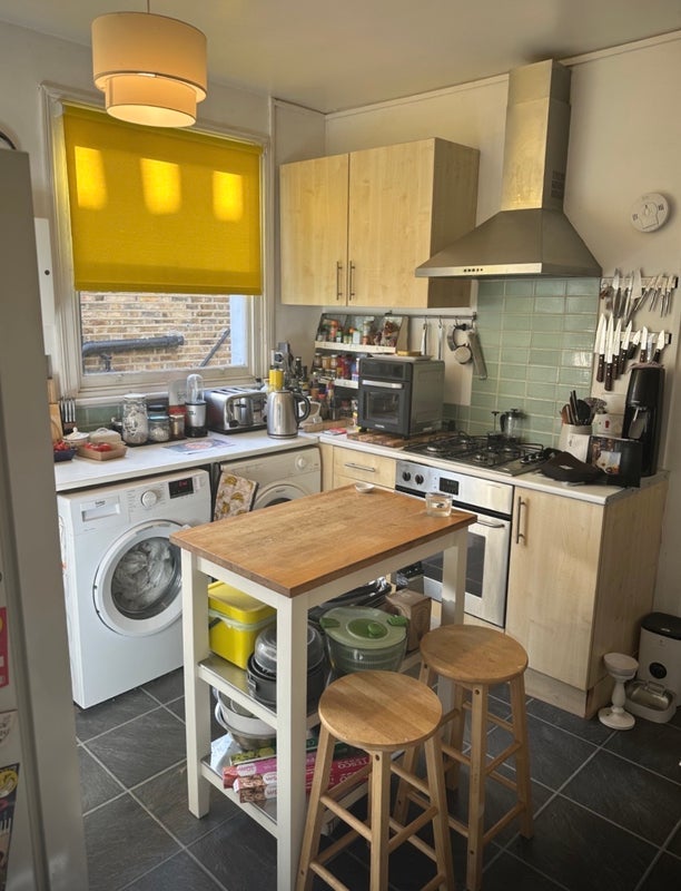 Room Howard Road in Greater London