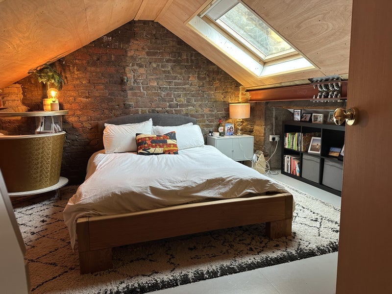 Room Howard Road in Greater London