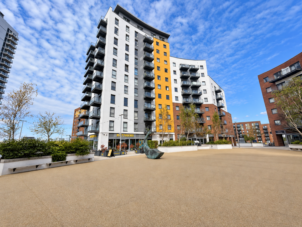 Flat John Thorneycroft Road in Southampton