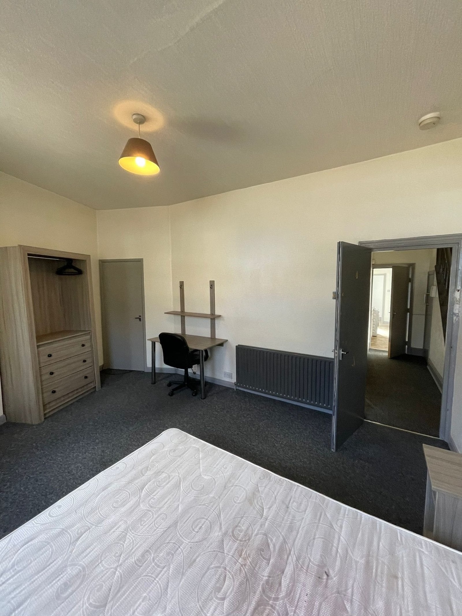 Room Jameson Villas in Hull