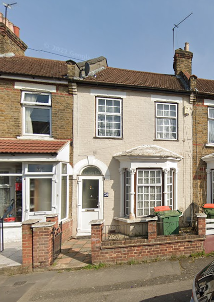 House St. George's Avenue in Greater London