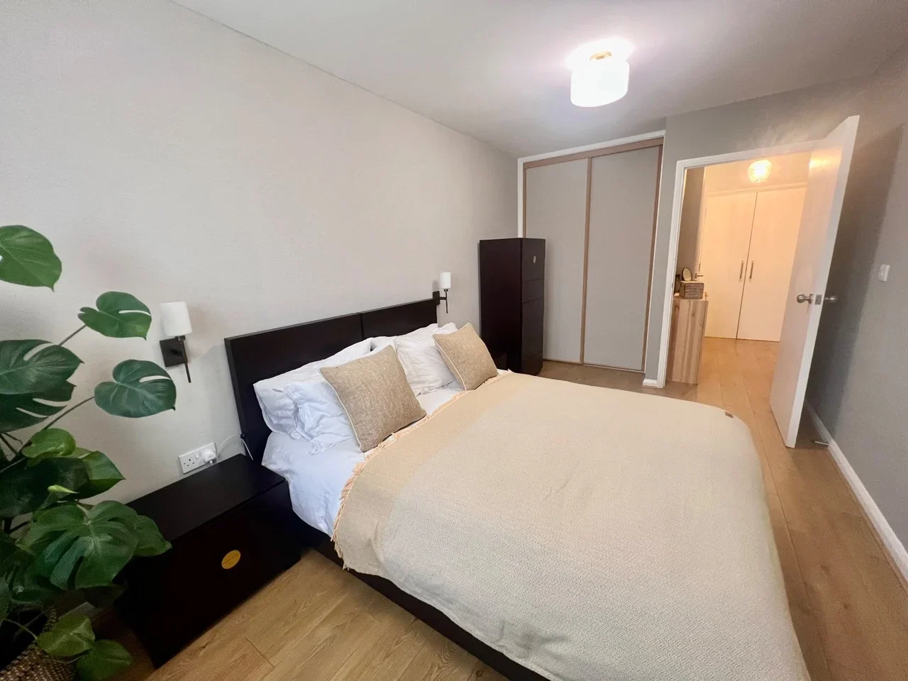 Flat Beckenham Road in Greater London