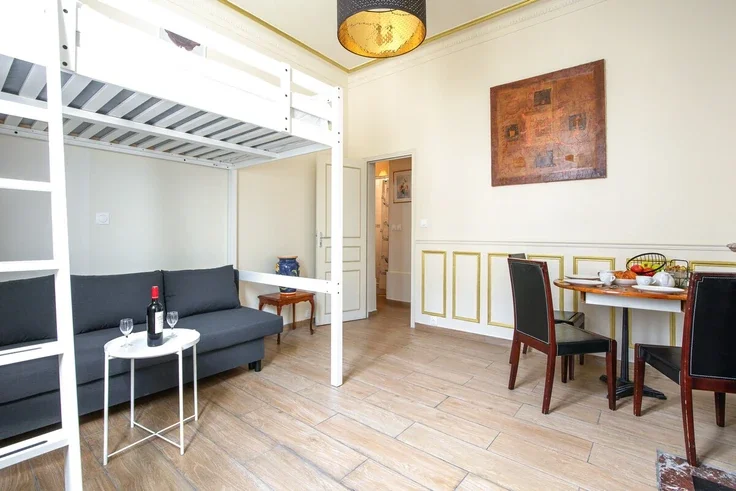 Flat Place Pierre Lafue in Paris