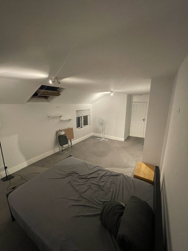Room Handforth Road in Greater London
