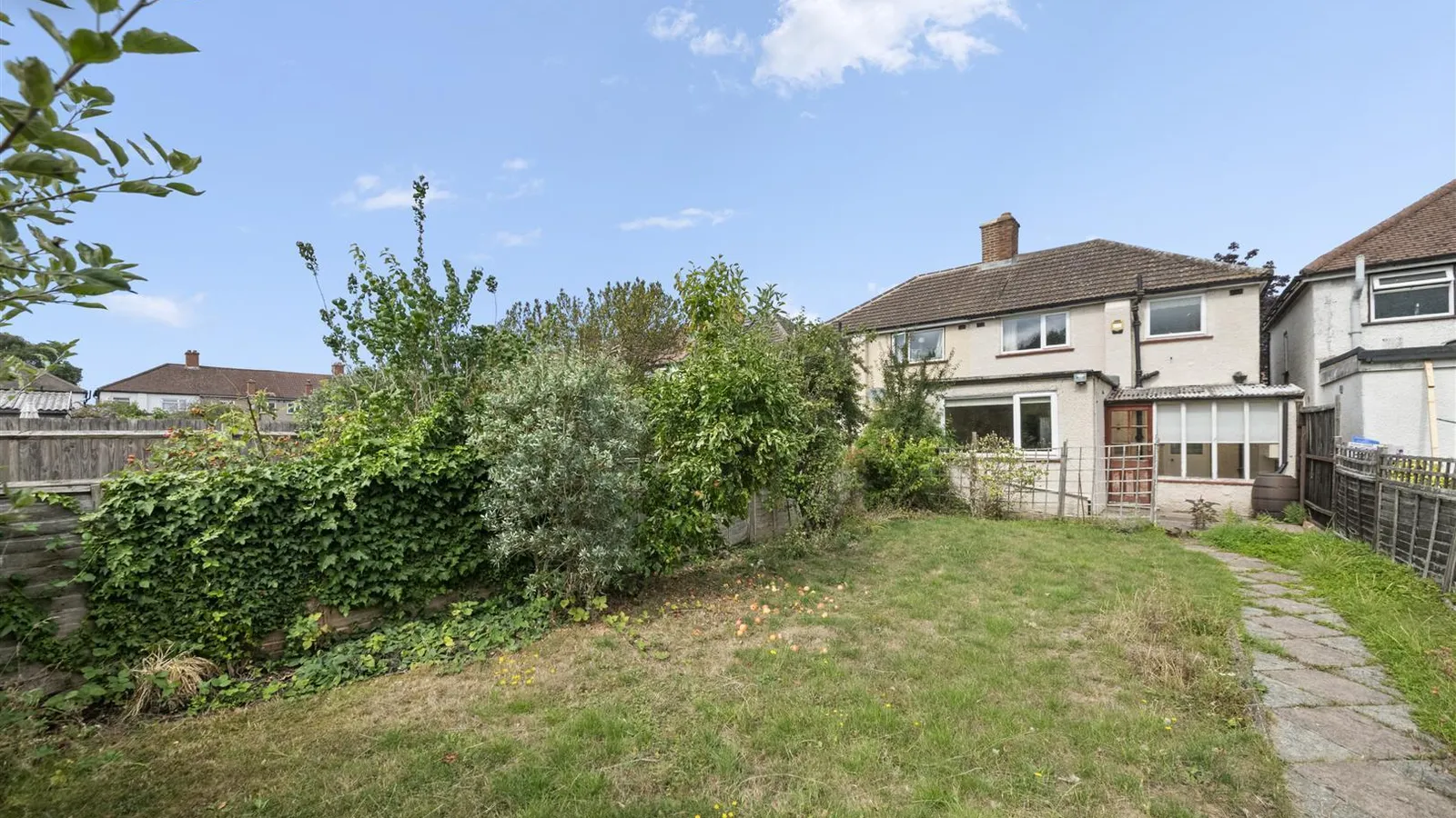 House Clyfford Road in Greater London