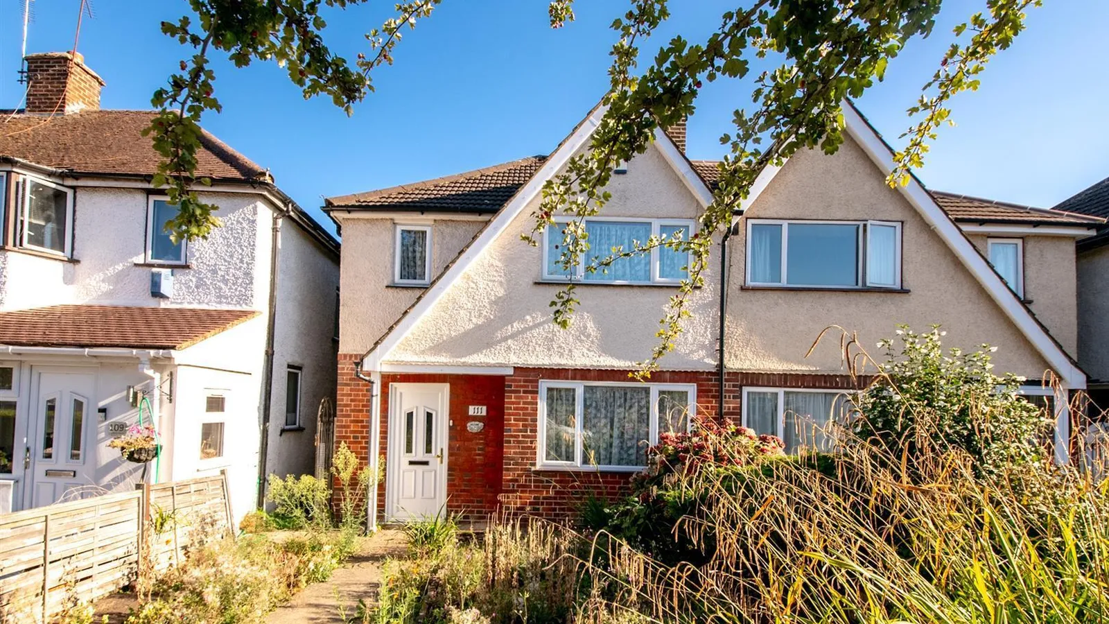 House Clyfford Road in Greater London