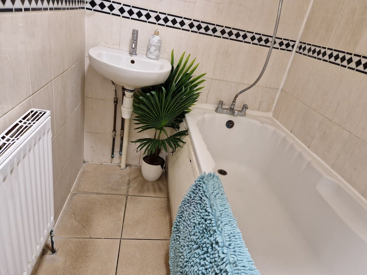 Room Hastings Road in Maidstone