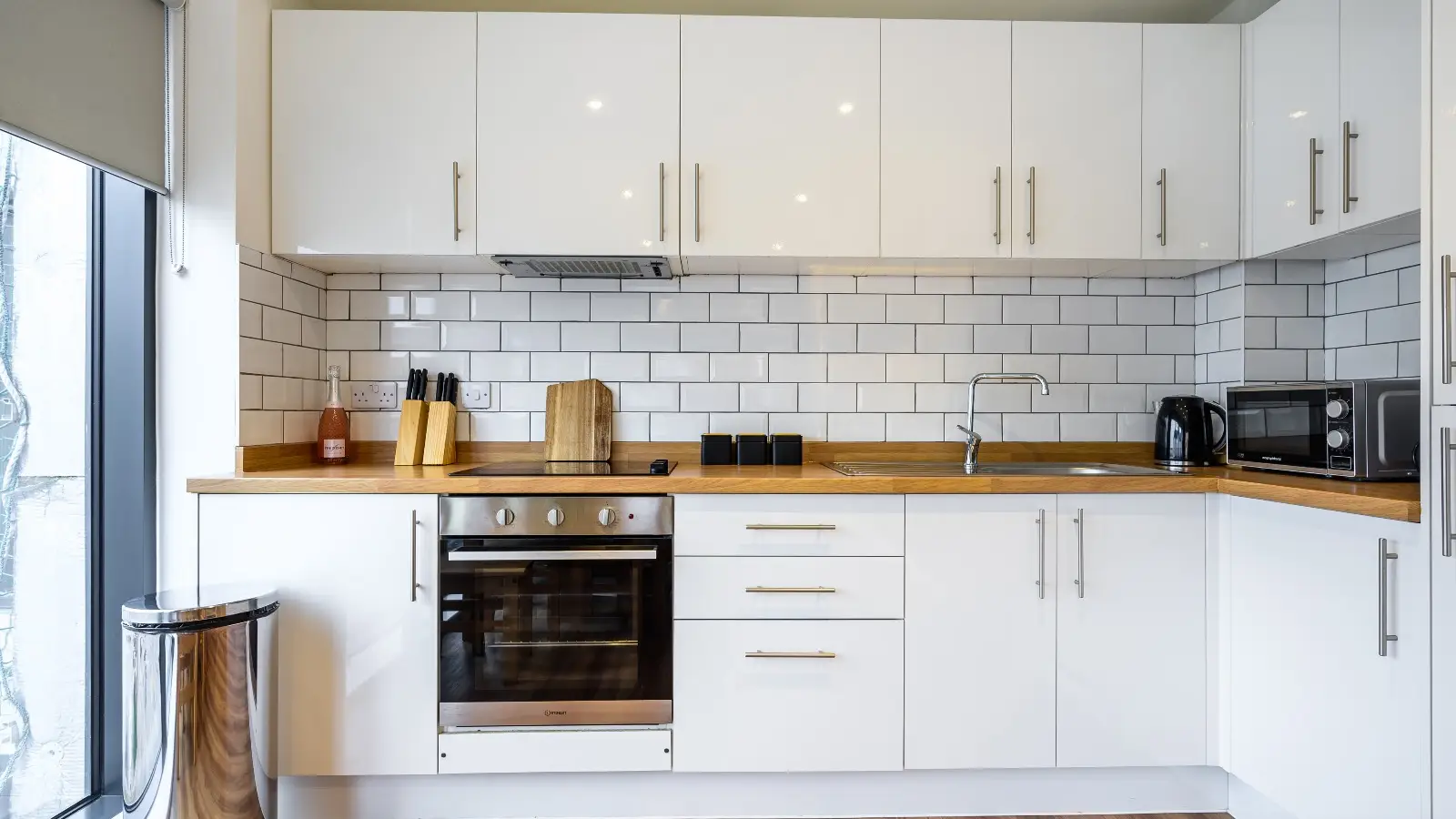 Flat Elmira Way in Salford