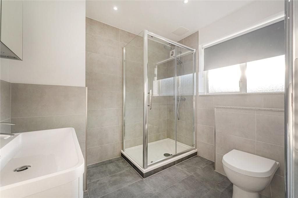 Flat Harley Road in Greater London