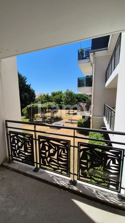 Flat Chaussée Jules César in Franconville