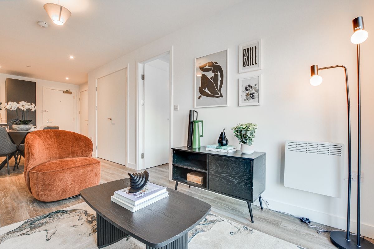 Flat Vicarage Grove in Salford