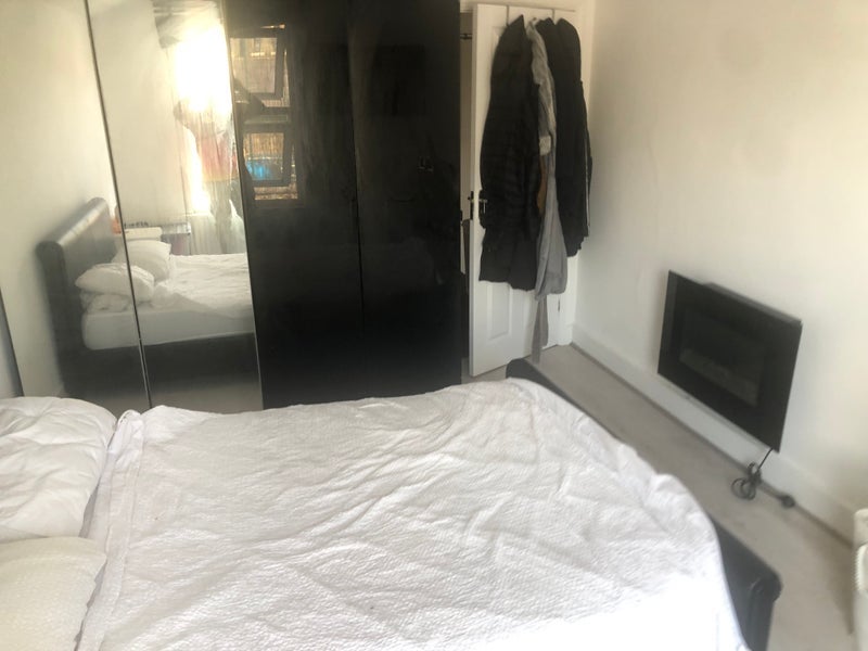 Room Boleyn Road in Greater London