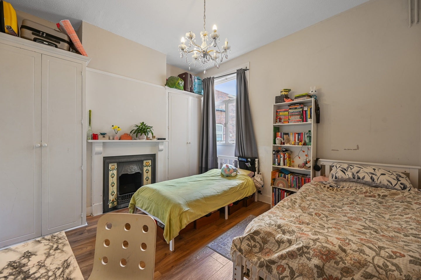 Flat Chandos Road in Greater London