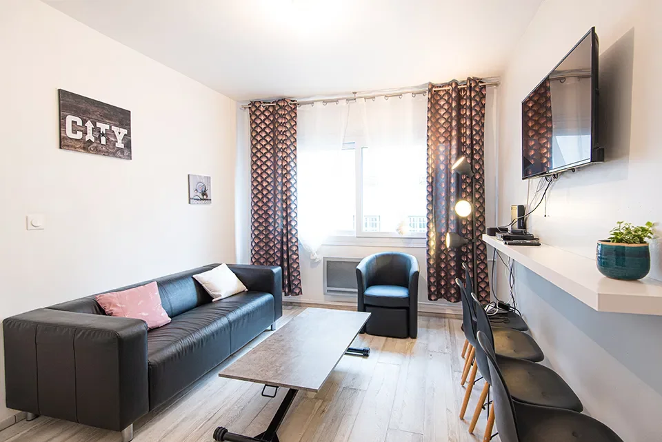 Appartement Rue du Docteur Georges Salan à Nîmes