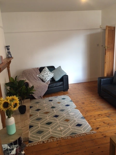 Flat Whitefield Terrace in Newcastle upon Tyne