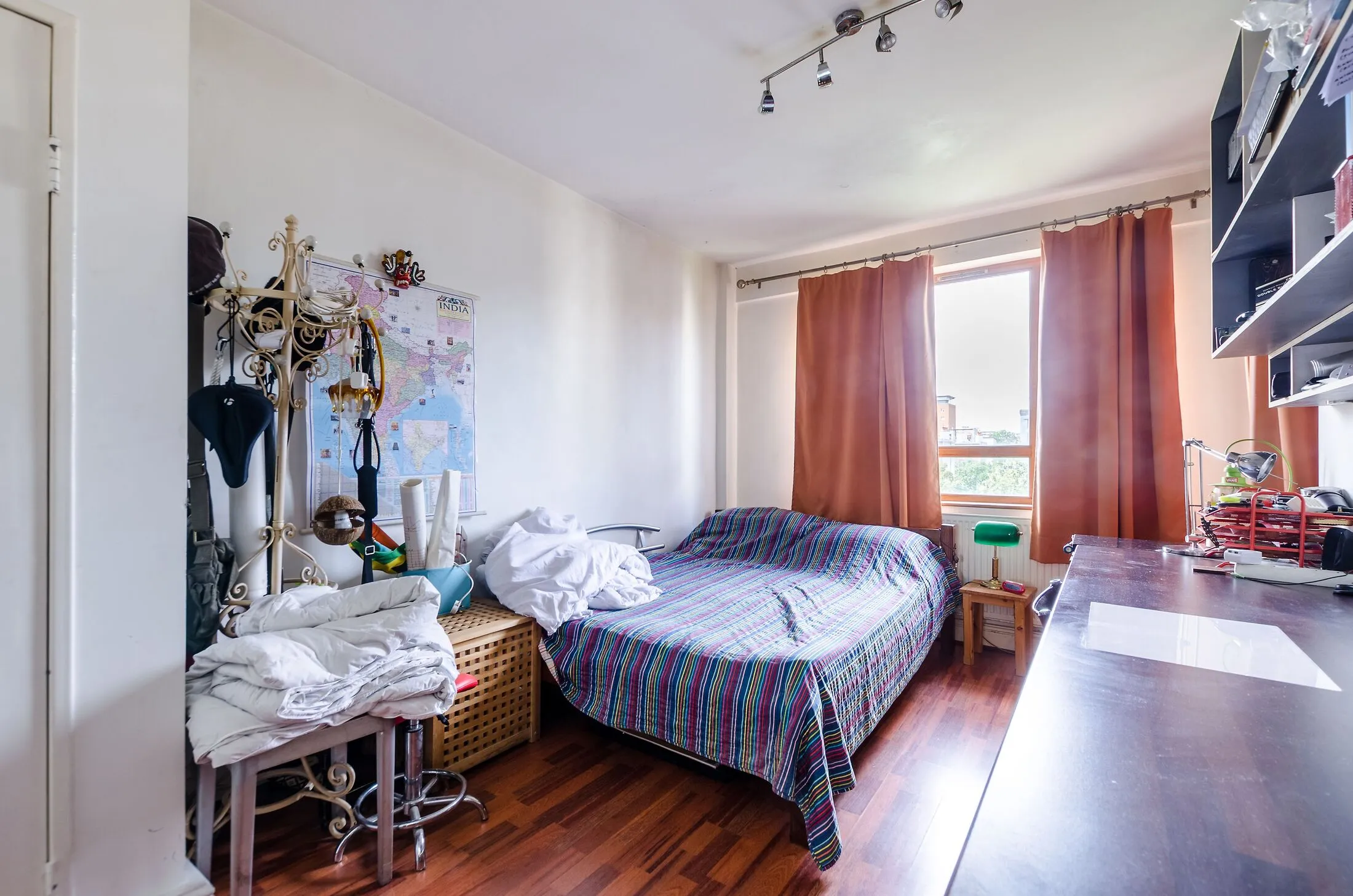 Flat Cromer Street in Greater London