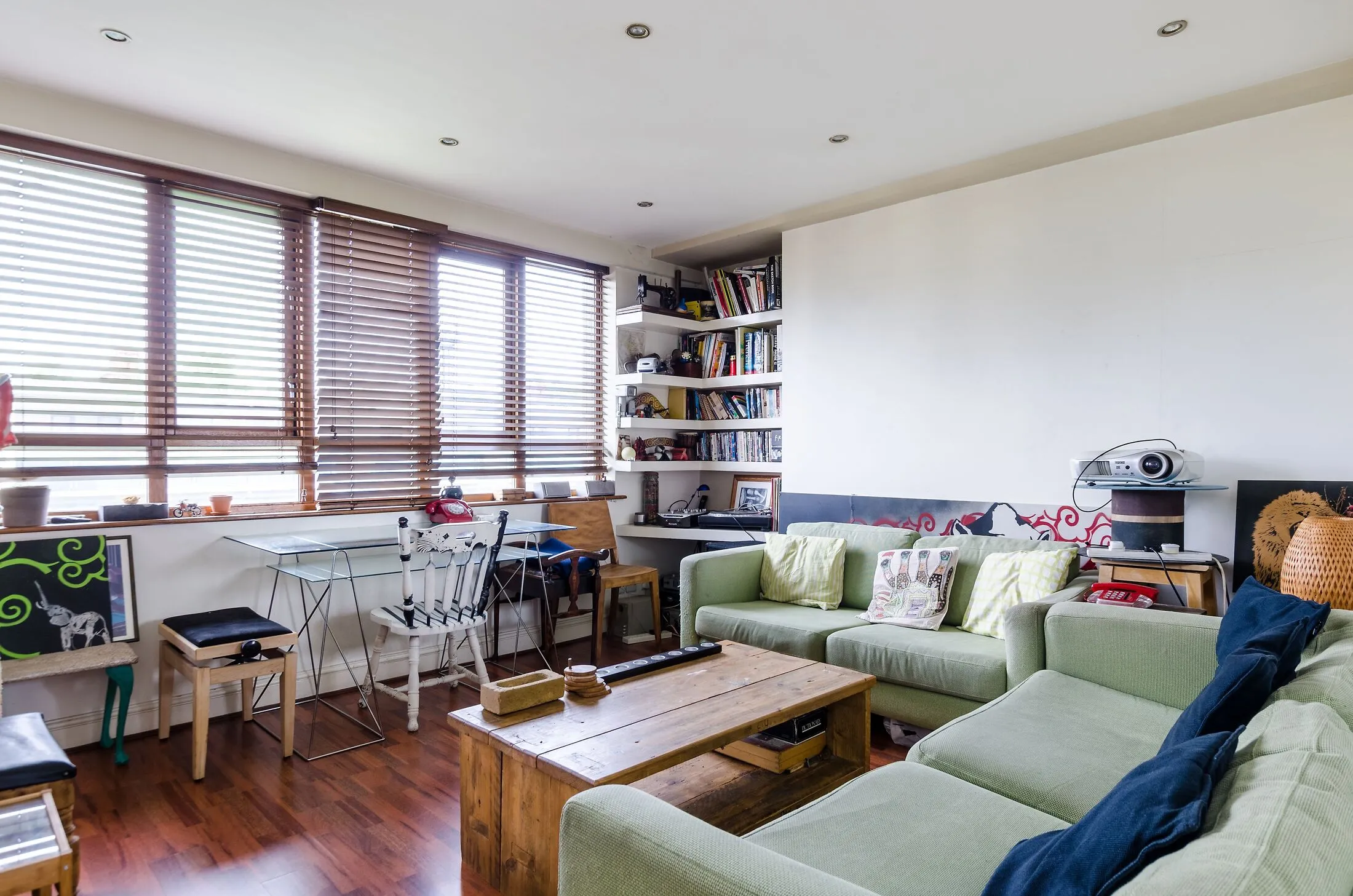 Flat Cromer Street in Greater London
