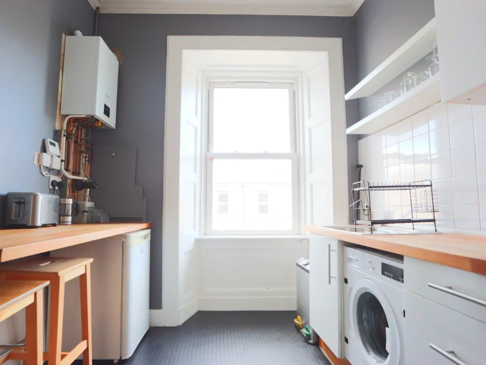 Flat Caledonian Road in City of Edinburgh