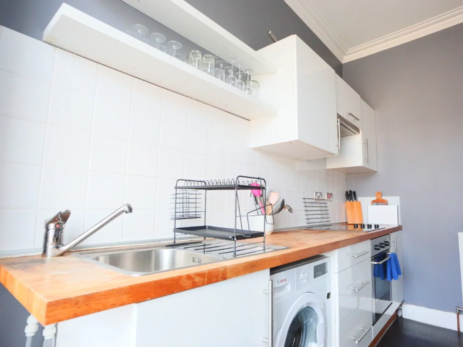 Flat Caledonian Road in City of Edinburgh