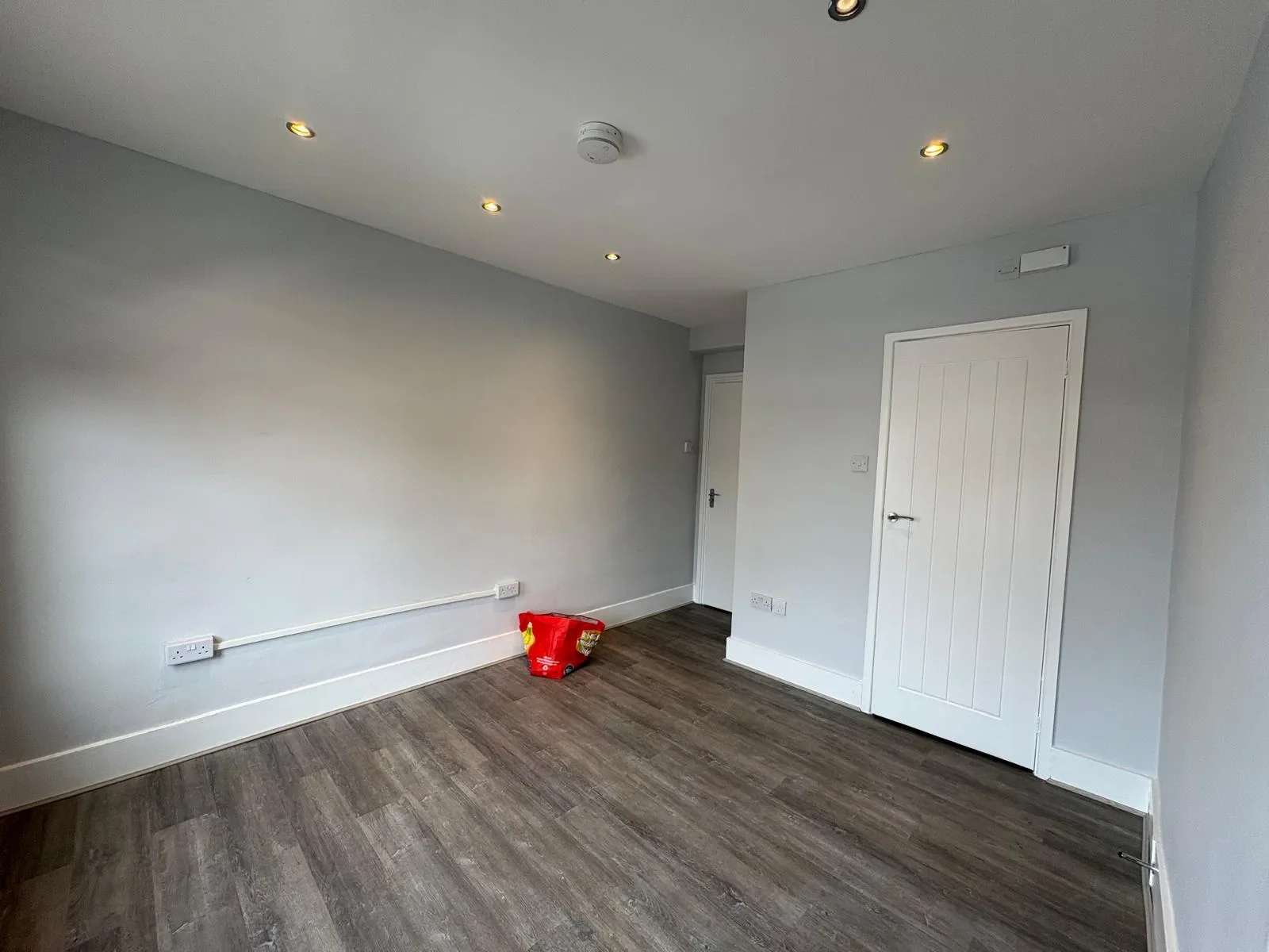 Room Douglas Road in Maidstone