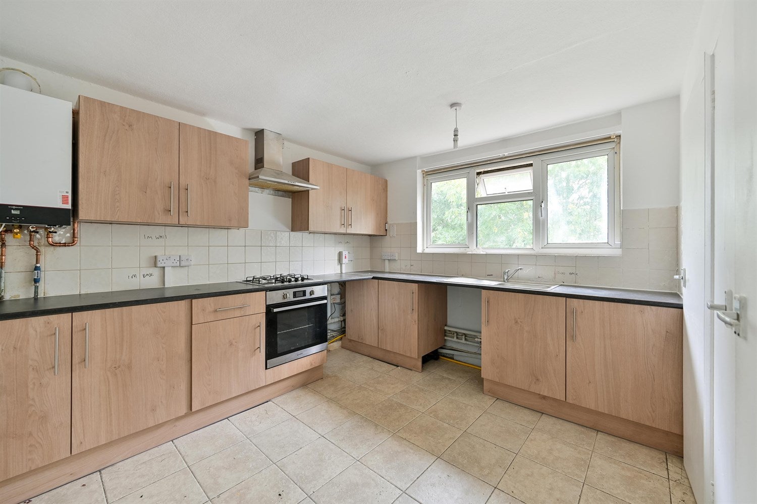 House Cadogan Close in Reading