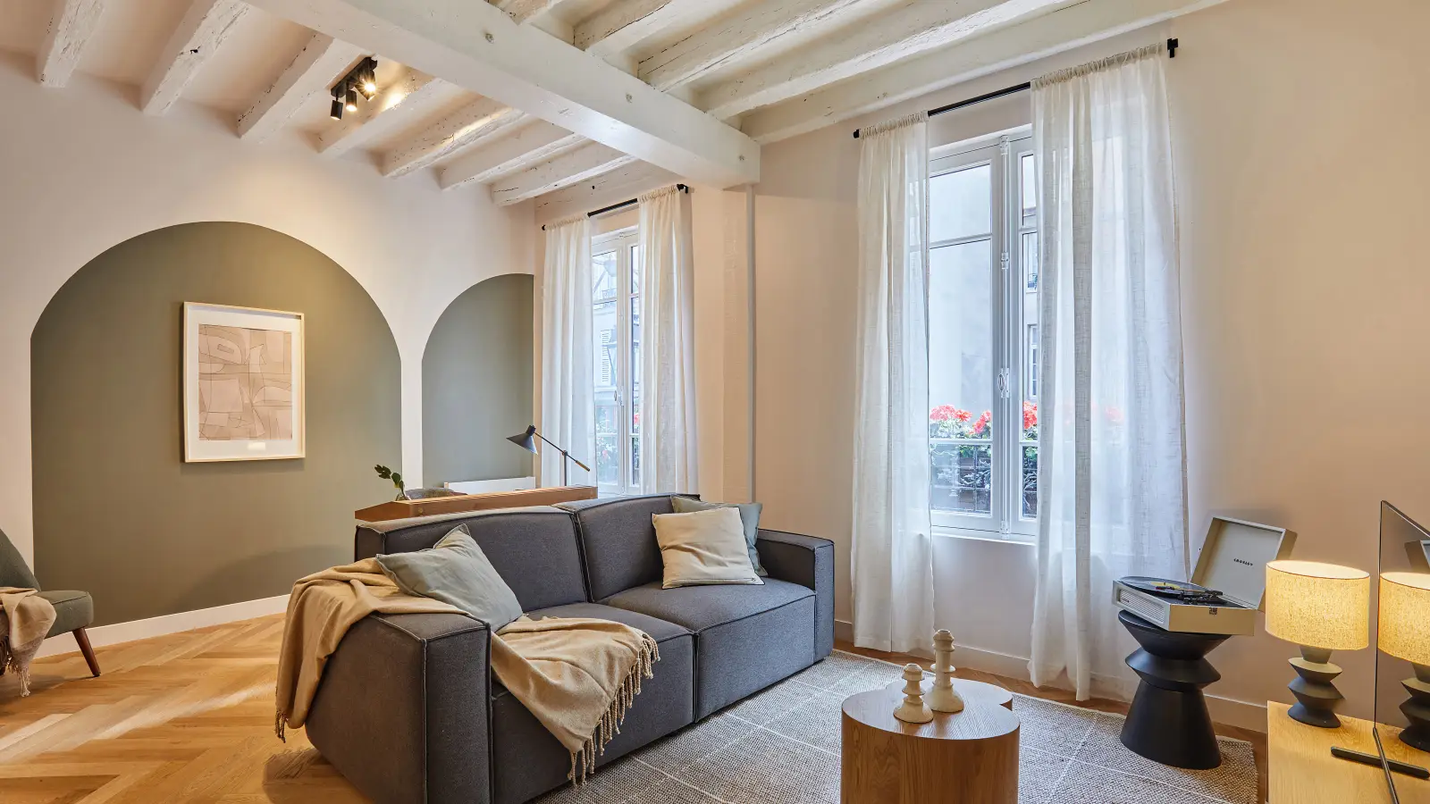 Appartement Rue des Prouvaires à Paris