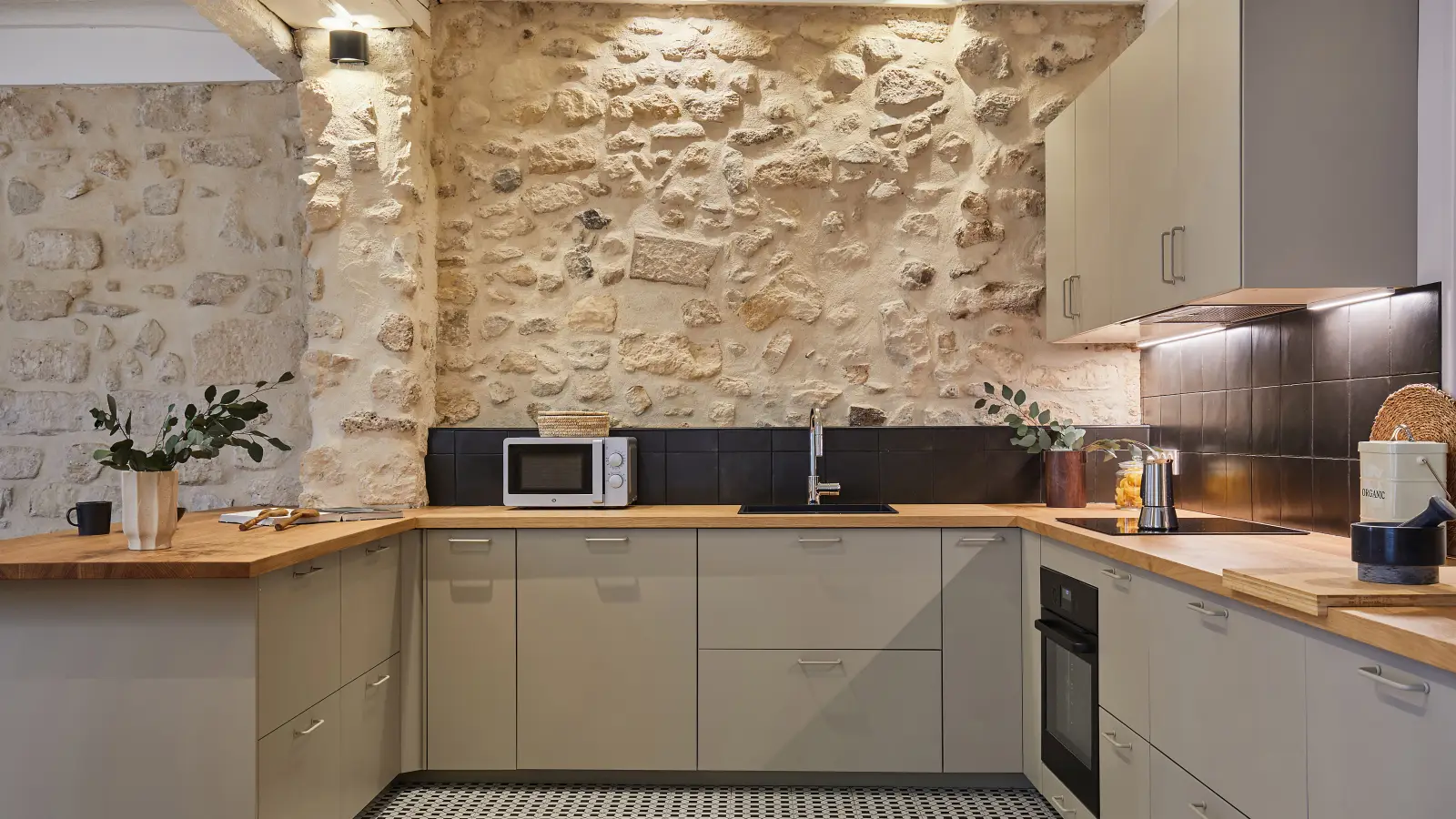 Appartement Rue des Prouvaires à Paris