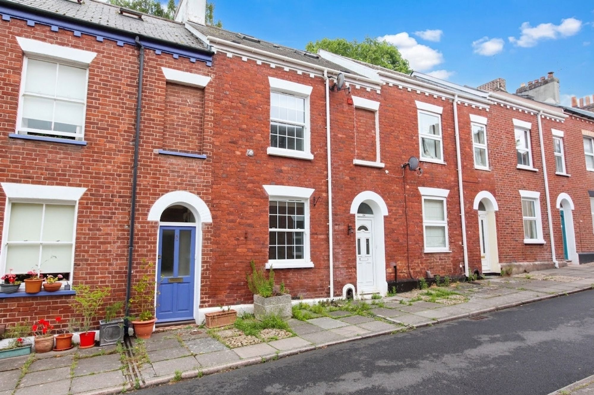 House Sandford Walk in Exeter