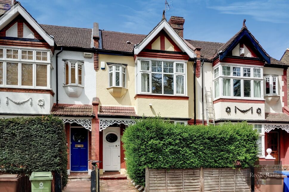 House Doddington Grove in Greater London