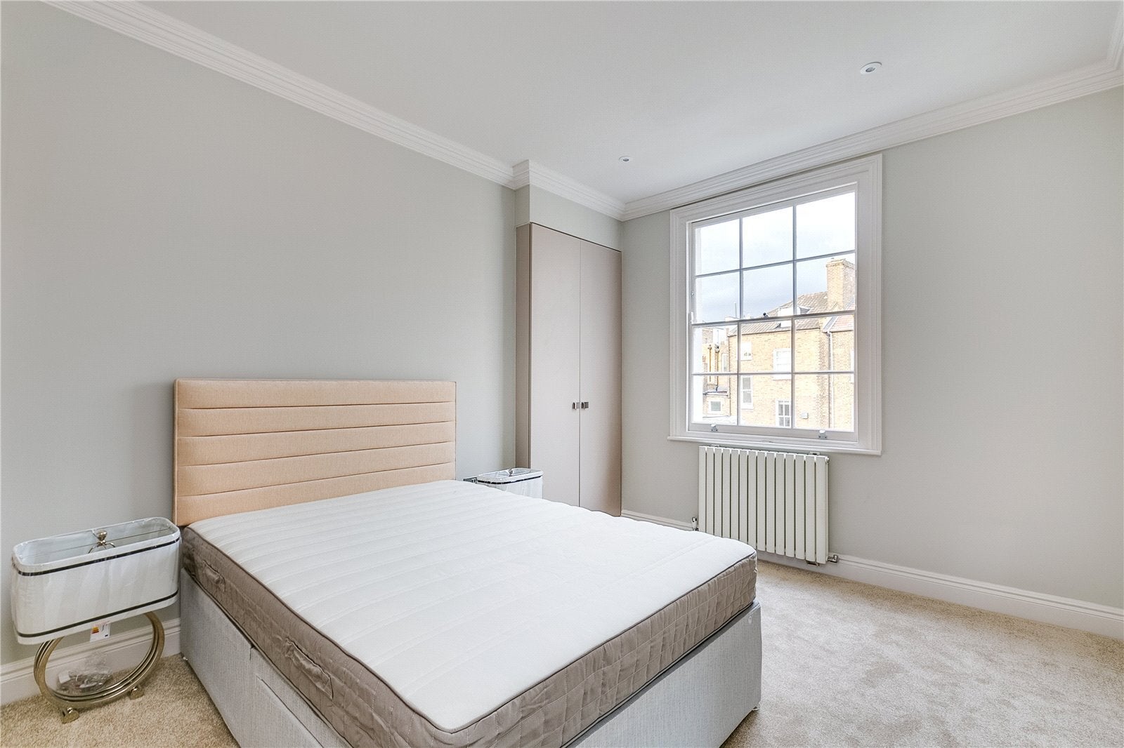 Flat Grosvenor Avenue in Greater London