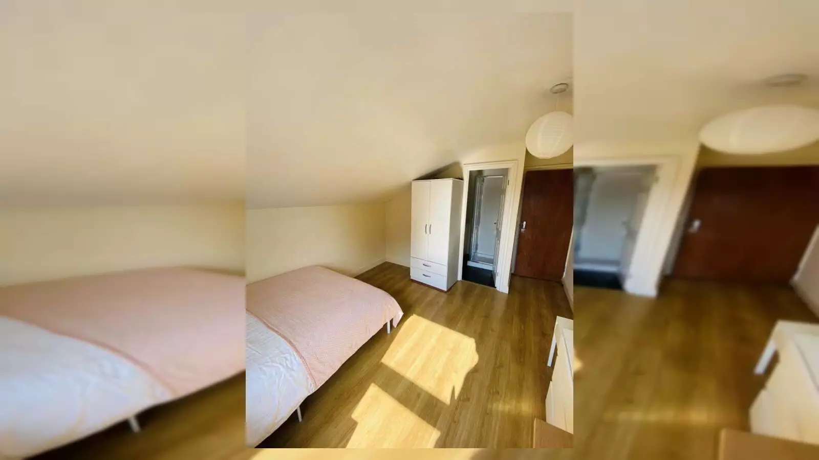 Flat Sheen Lane in Greater London