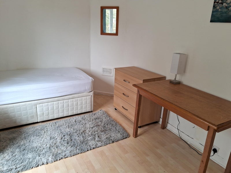 Room Lloyd Street South in Manchester