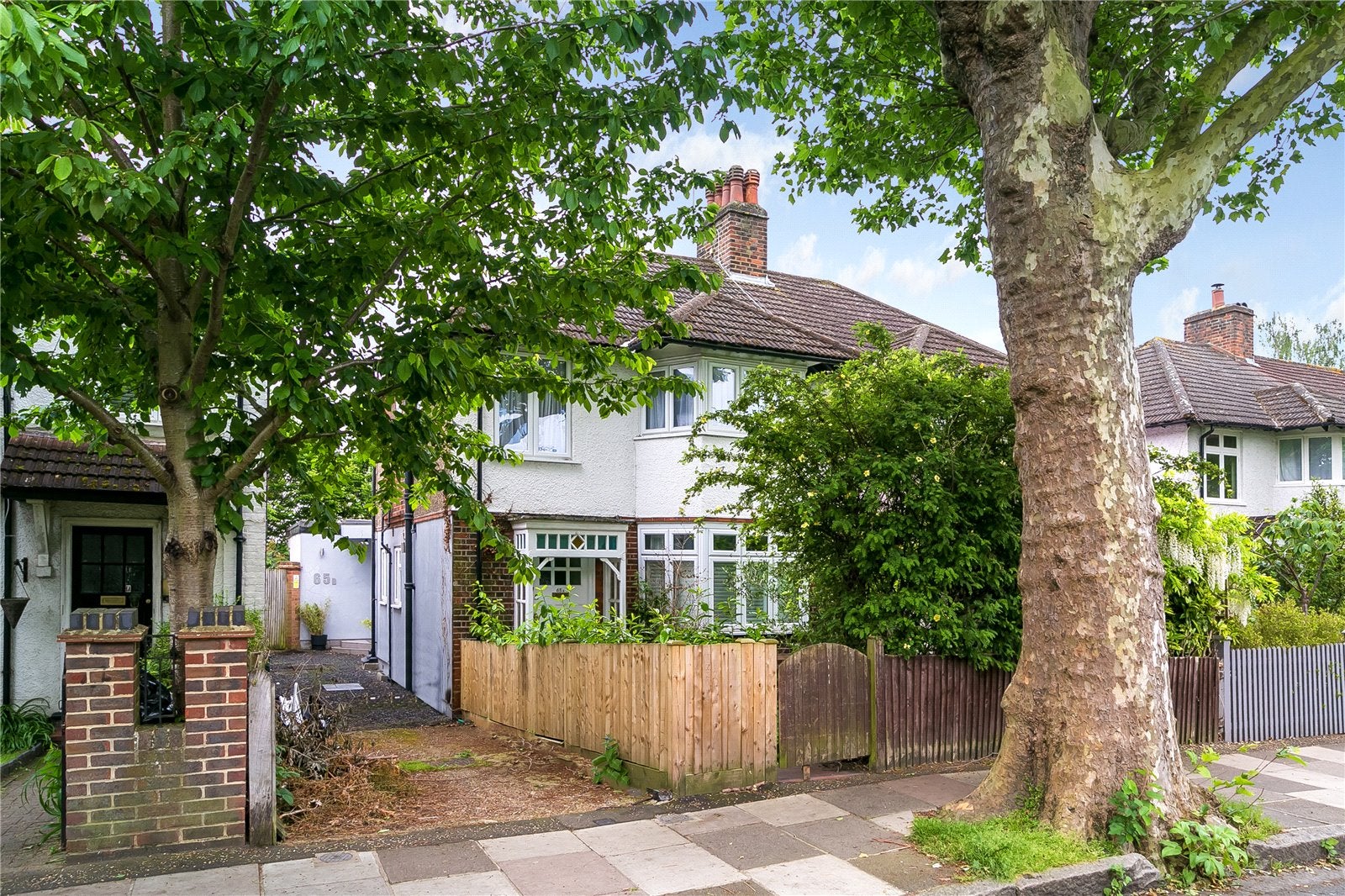 Flat North Road in Greater London