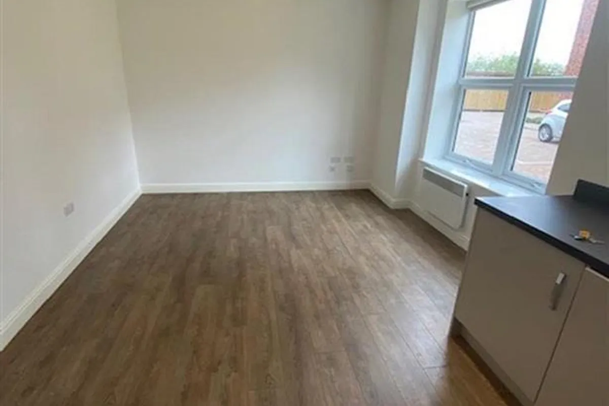 Flat Woodside Park in Rugby
