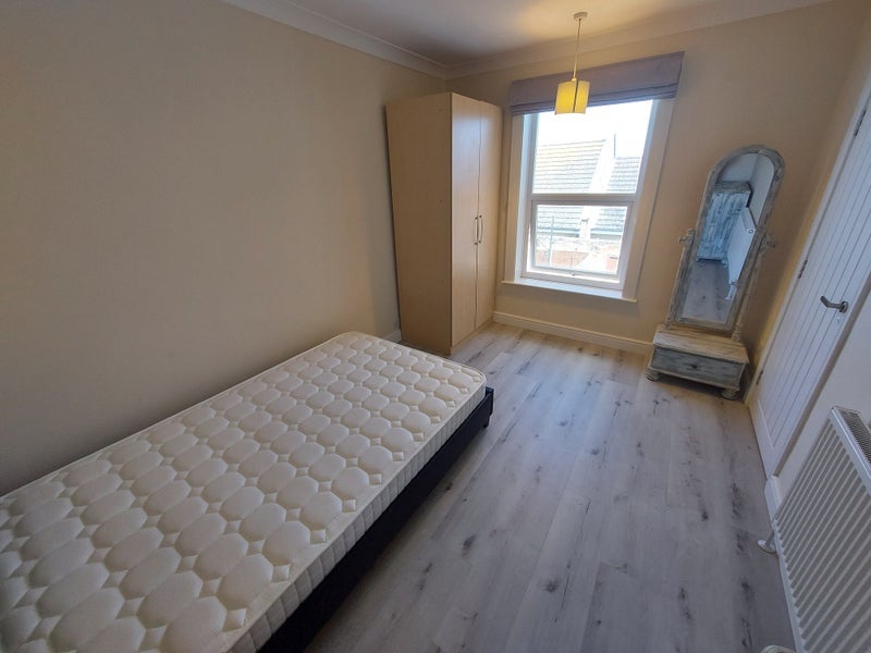 Room Stradbroke Road in Gorleston-on-Sea