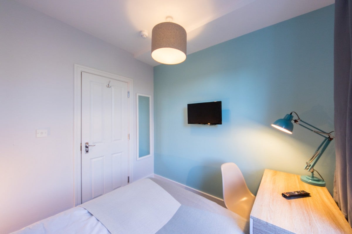 Room Argyle Street in Reading