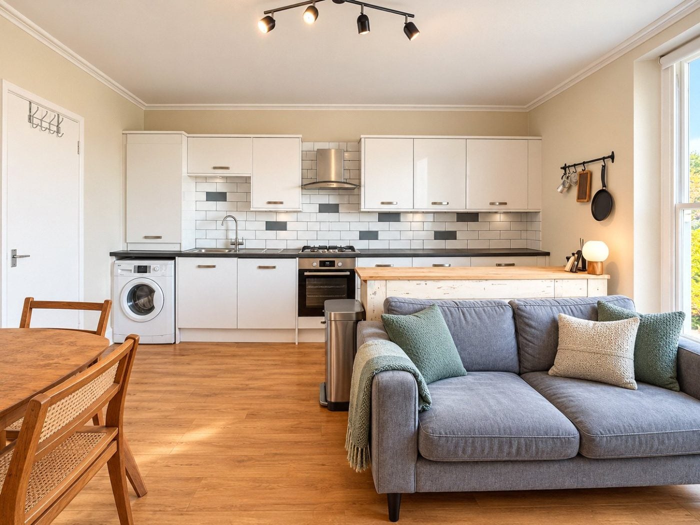 Flat Cotham Brow in Bristol