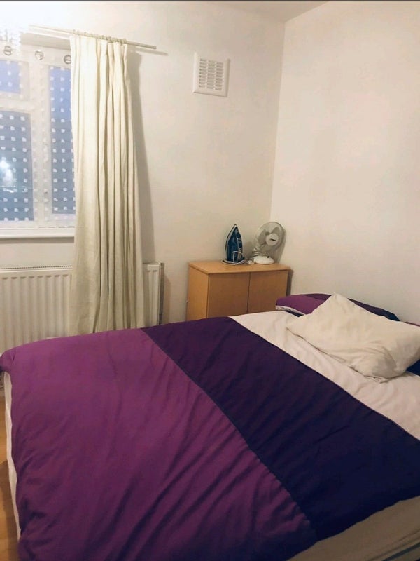 Room Conisborough Crescent in Greater London