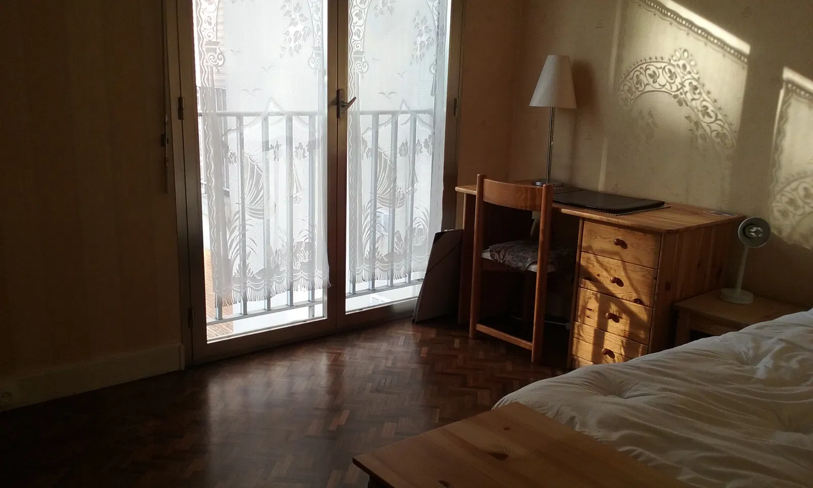 Chambre Rue de l'École des Postes à Versailles