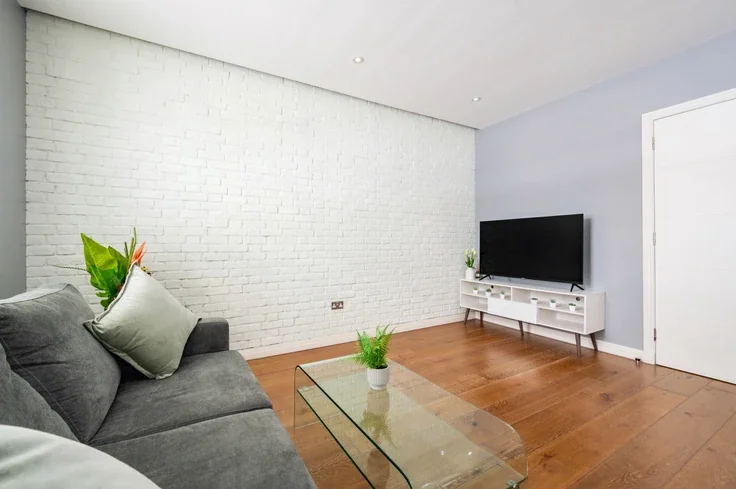Flat Drury Lane in Greater London