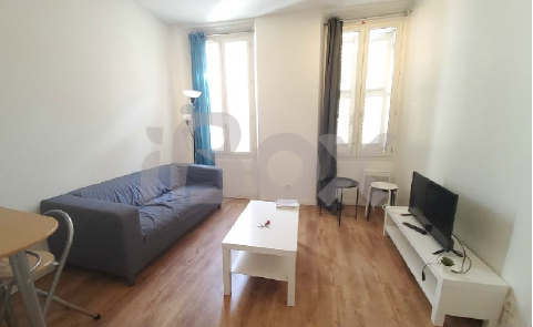 Flat Rue Michel de Bourges in Cuers