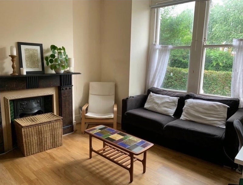 Room Ravenslea Road in Greater London