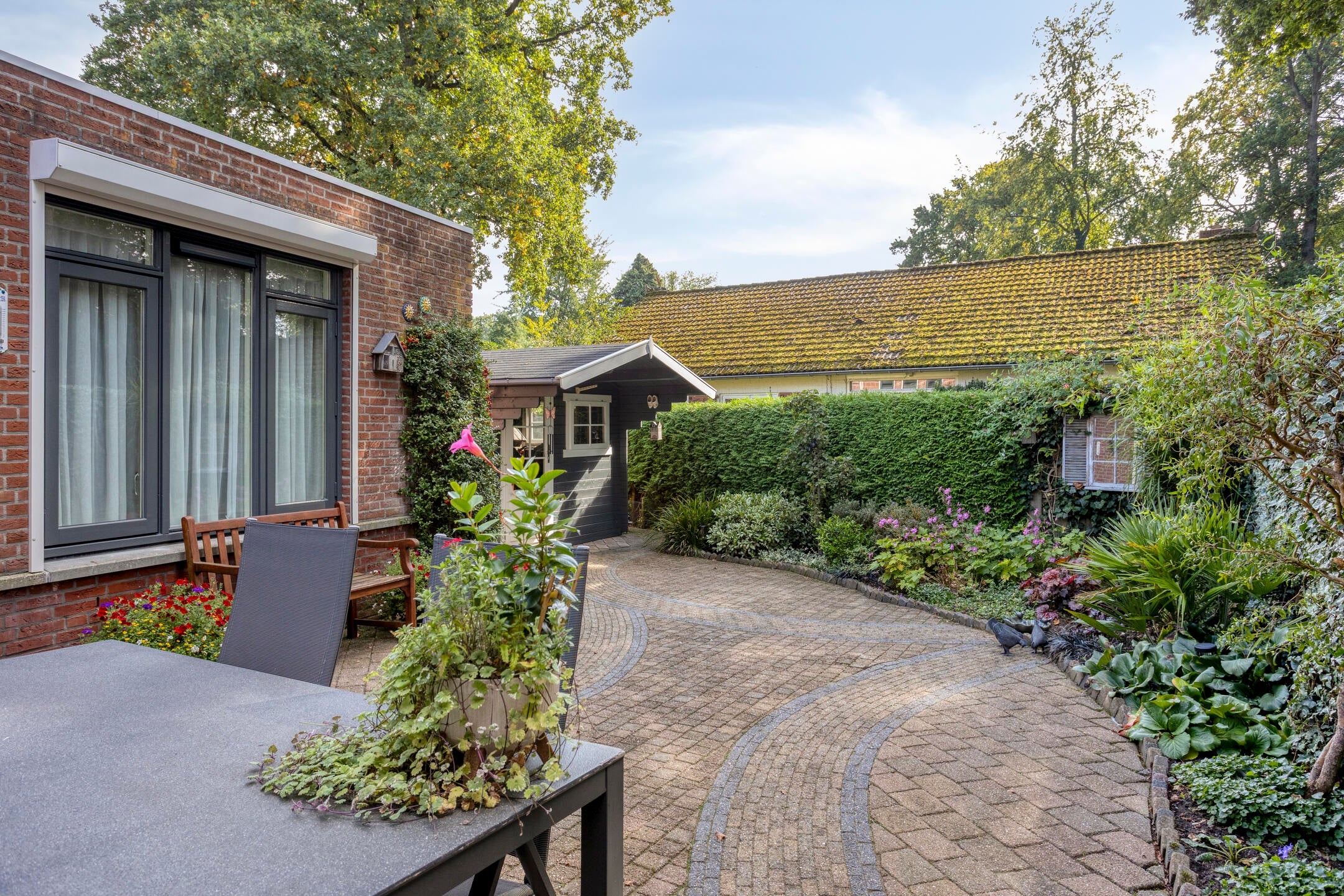 Tussenwoning te koop: Haagbeuklaan 5, Ede